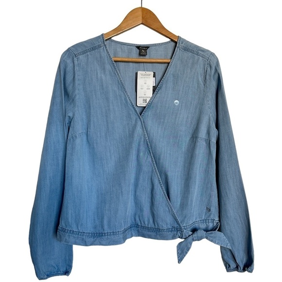 Eddie Bauer Tencel Tranquil Tie Wrap Top in Bleached Blue L - Picture 3 of 12